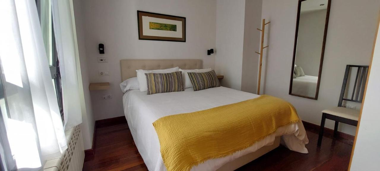 Precioso Apartamento En Cimadevilla Gijon Bagian luar foto